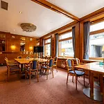 Hotel Trip Uebachs 4*