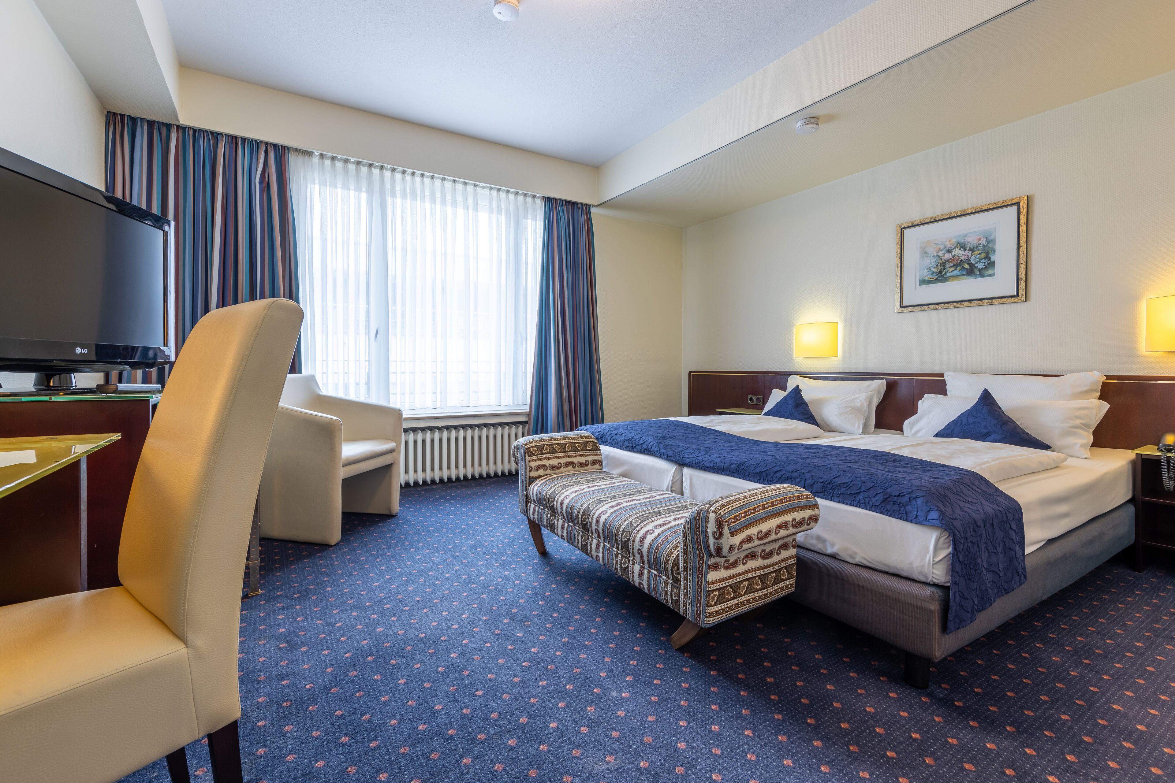 Trip Uebachs 4* Dusseldorf