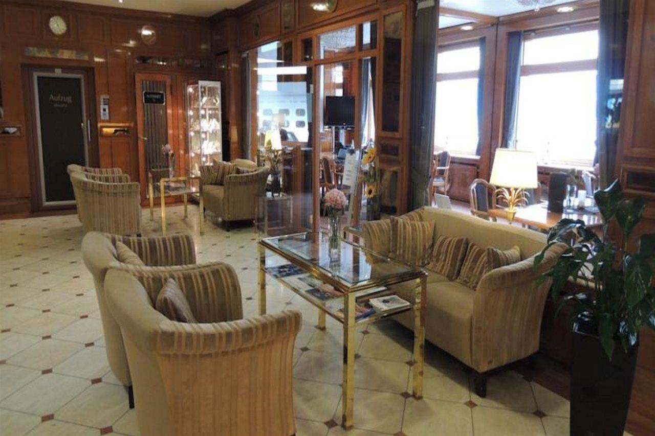 Trip Uebachs 4* Dusseldorf